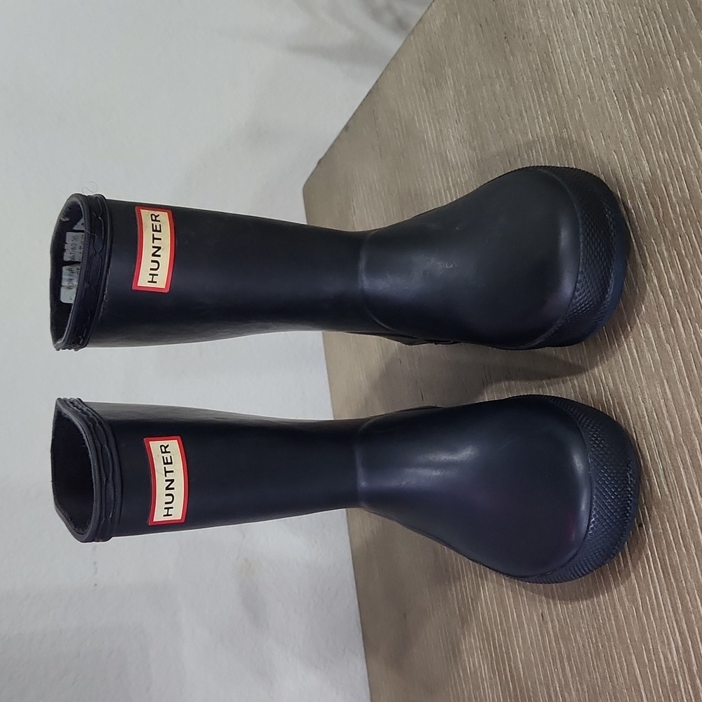 Hunter rain boots size 10